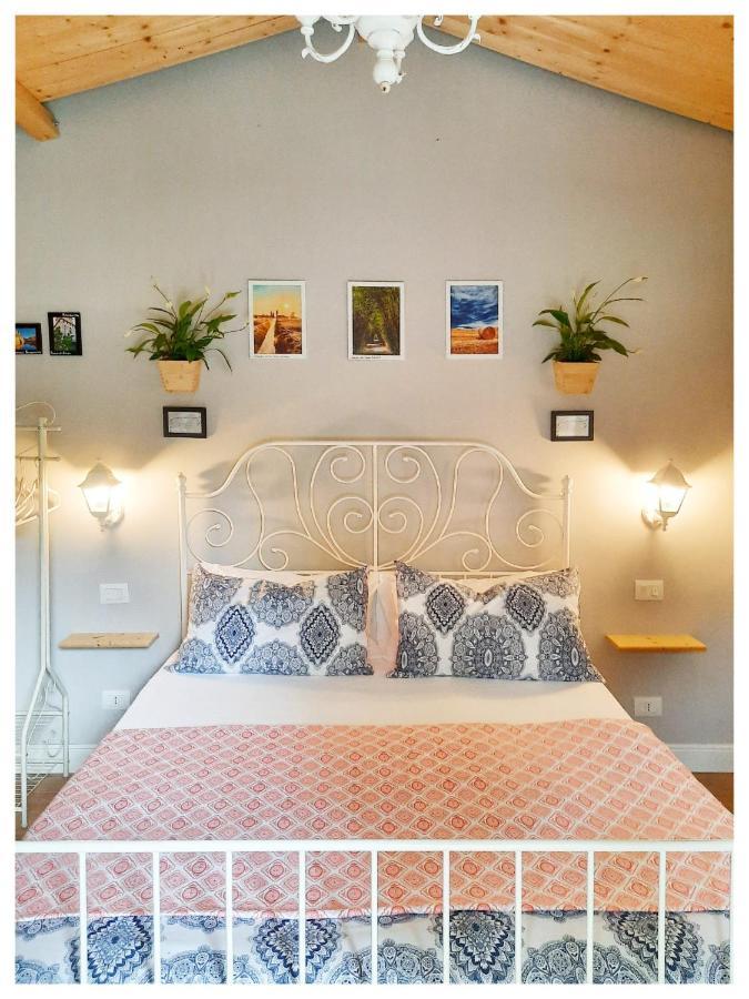 לינה וארוחת בוקר Trecasali La Casina מראה חיצוני תמונה