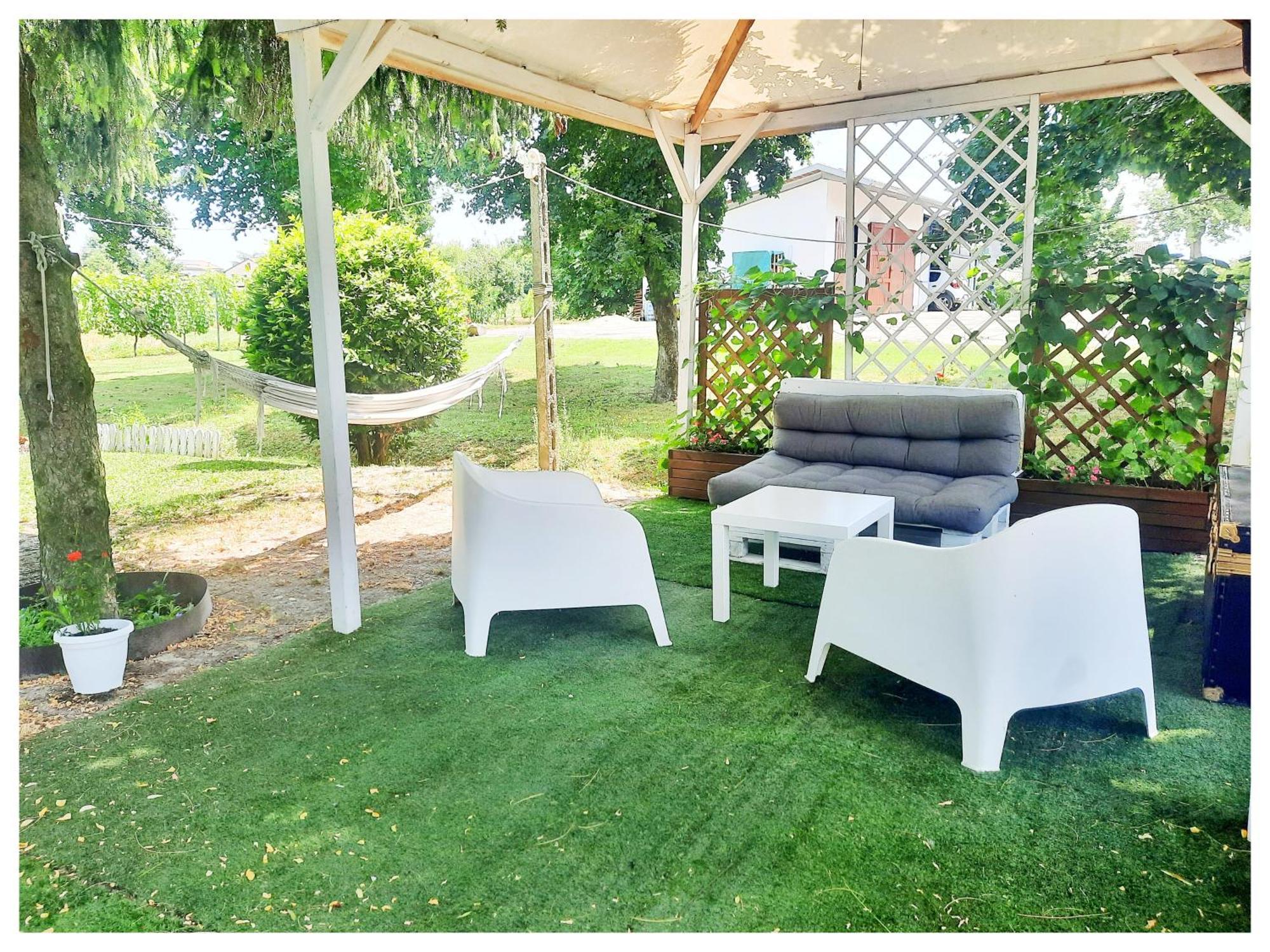 לינה וארוחת בוקר Trecasali La Casina מראה חיצוני תמונה